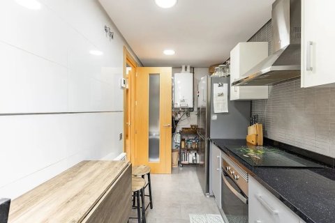 Купить квартиру в Сан-Кугат-дель-Вальес, Испания с 3 комнаты, 68м², № 1777 - фото 10