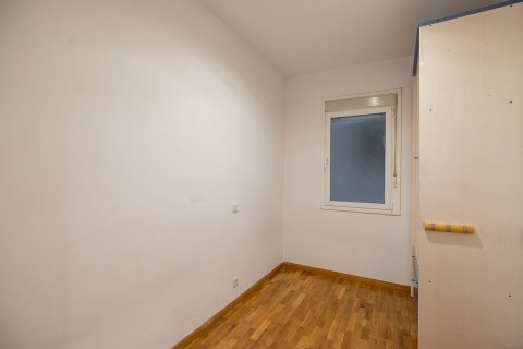 Купить квартиру в Барселона, Испания с 4 комнаты, 79м², № 6245 - фото 17