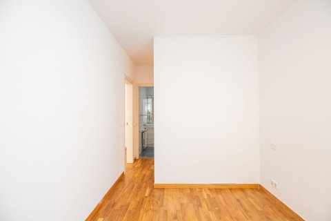 Купить квартиру в Барселона, Испания с 4 комнаты, 79м², № 6245 - фото 11