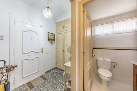 Сasa de 5 dormitorios en venta en Molins de Rei, Barcelona, Cataluña, Spain № 6900 - foto 6