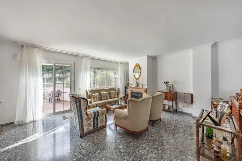 Сasa de 5 dormitorios en venta en Molins de Rei, Barcelona, Cataluña, Spain № 6900 - foto 12