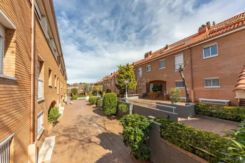 5 bedrooms house for sale in Molins de Rei, Barcelona, Catalonia, Spain № 6900