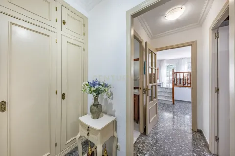 Сasa de 5 dormitorios en venta en Molins de Rei, Barcelona, Cataluña, Spain № 6900 - foto 5