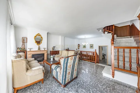 Сasa de 5 dormitorios en venta en Molins de Rei, Barcelona, Cataluña, Spain № 6900 - foto 13