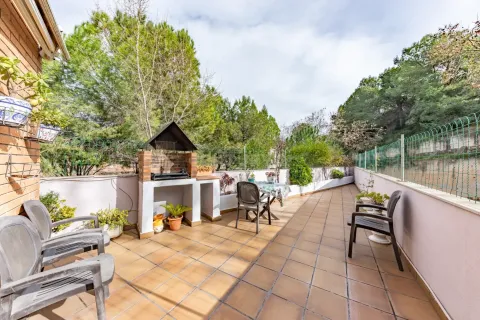 Сasa de 5 dormitorios en venta en Molins de Rei, Barcelona, Cataluña, Spain № 6900 - foto 14