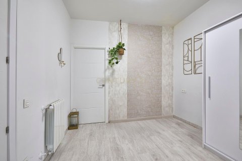 Сasa de 5 dormitorios en venta en Terrassa, Barcelona, Cataluña, Spain № 6896 - foto 22