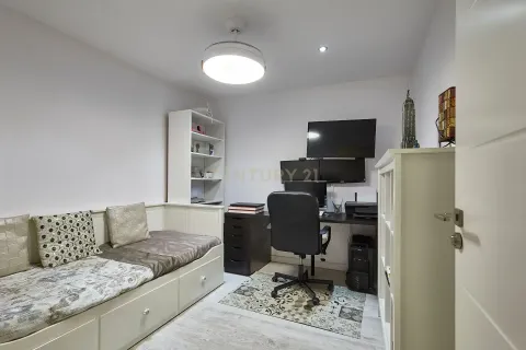 Сasa de 5 dormitorios en venta en Terrassa, Barcelona, Cataluña, Spain № 6896 - foto 21
