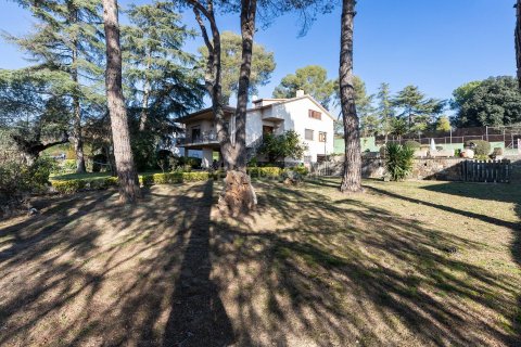 Сasa de 5 dormitorios en venta en Llica D'amunt, Barcelona, Cataluña, Spain № 6898 - foto 5