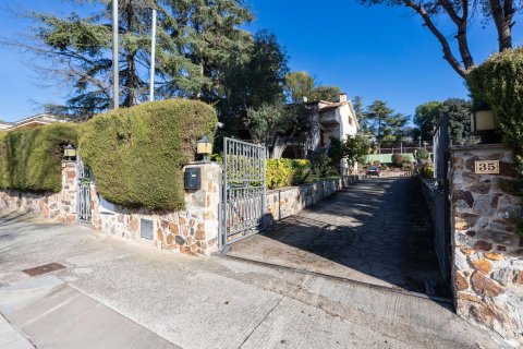 Сasa de 5 dormitorios en venta en Llica D'amunt, Barcelona, Cataluña, Spain № 6898 - foto 3