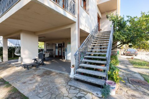 Сasa de 5 dormitorios en venta en Llica D'amunt, Barcelona, Cataluña, Spain № 6898 - foto 16