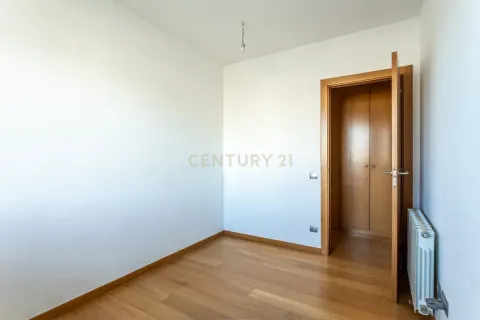 Apartamento de 3 dormitorios en venta en Badalona, Barcelona, Cataluña, Spain № 6897 - foto 23