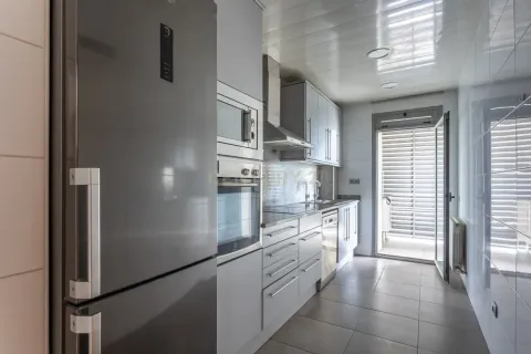 Apartamento de 3 dormitorios en venta en Badalona, Barcelona, Cataluña, Spain № 6897 - foto 13