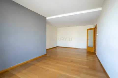 Apartamento de 3 dormitorios en venta en Badalona, Barcelona, Cataluña, Spain № 6897 - foto 11