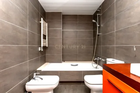 Apartamento de 3 dormitorios en venta en Badalona, Barcelona, Cataluña, Spain № 6897 - foto 19