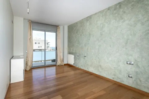 Apartamento de 3 dormitorios en venta en Badalona, Barcelona, Cataluña, Spain № 6897 - foto 14
