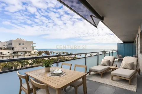 Apartamento de 3 dormitorios en venta en Badalona, Barcelona, Cataluña, Spain № 6897