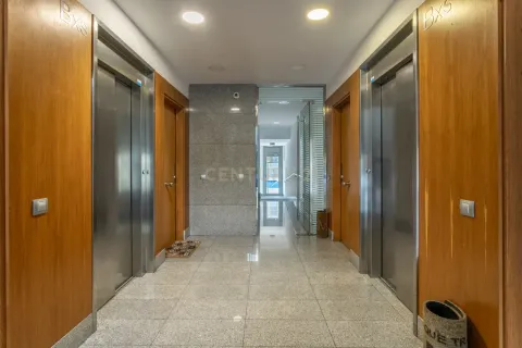 Apartamento de 3 dormitorios en venta en Badalona, Barcelona, Cataluña, Spain № 6897 - foto 29