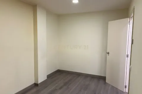 2 bedrooms apartment for sale in Barcelona, Catalonia, Spain № 6894 - photo 12