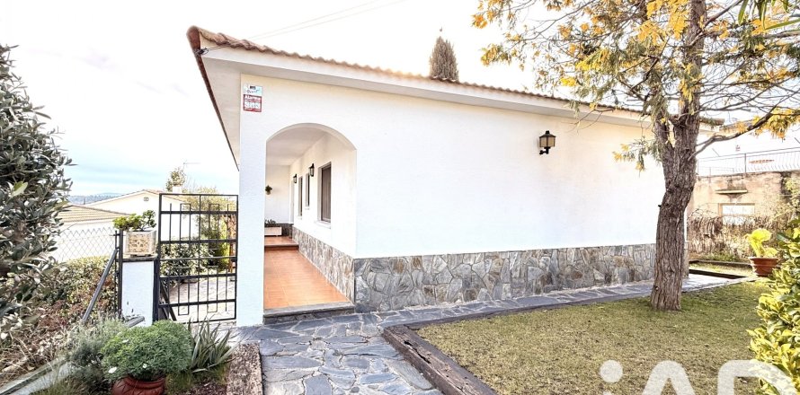 4 bedrooms house for sale in Santa Eulalia De Roncana, Barcelona, Catalonia, Spain № 4657