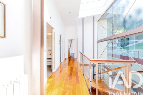 6 bedrooms house for sale in Barcelona, Catalonia, Spain № 4655 - photo 15