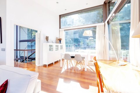 6 bedrooms house for sale in Barcelona, Catalonia, Spain № 4655 - photo 11