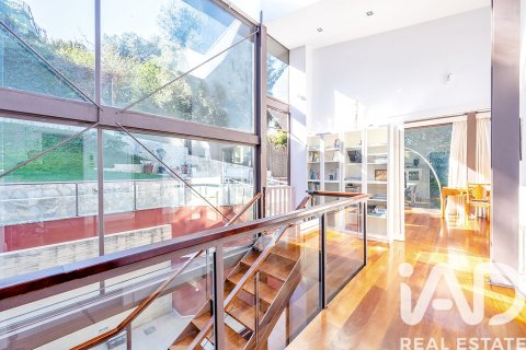 6 bedrooms house for sale in Barcelona, Catalonia, Spain № 4655 - photo 5