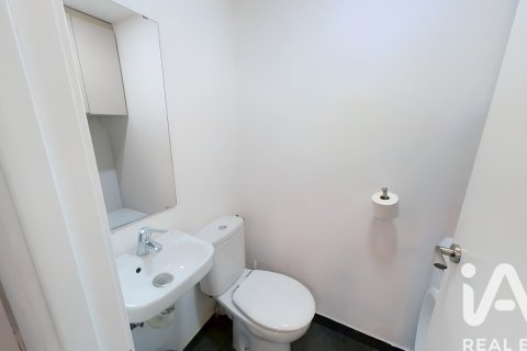 4 bedrooms apartment for sale in Barcelona, Catalonia, Spain № 4656 - photo 23