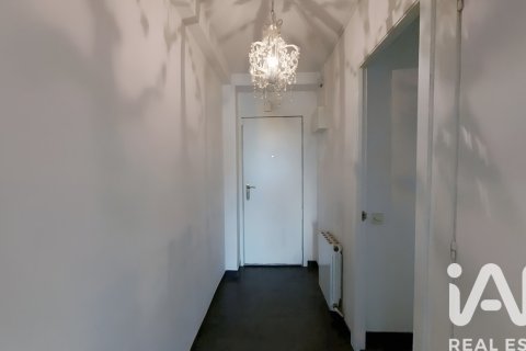 4 bedrooms apartment for sale in Barcelona, Catalonia, Spain № 4656 - photo 3