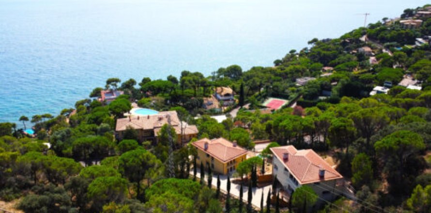 Дом с 8 спальнями в Сант-Фелиу-де-Гиксолс, Герона, Каталония, Испания № 2202