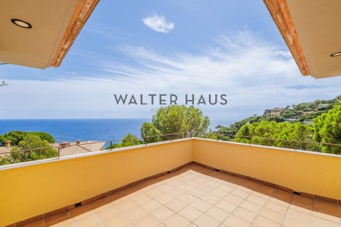 Вилла с 8 спальнями в Сант-Фелиу-де-Гиксолс, Герона, Каталония, Испания № 2199