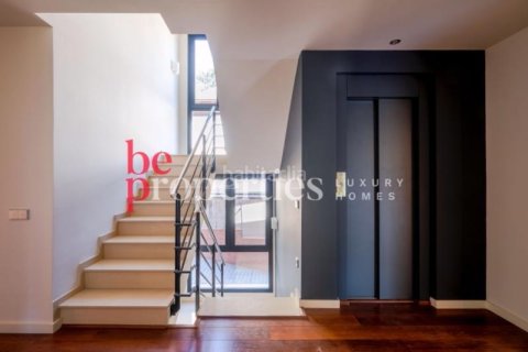 Купить дом в Сан-Кугат-дель-Вальес, Испания с 6 спален, 550м², № 2241 - фото 7