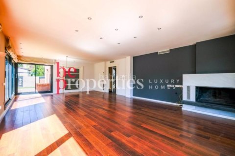 Купить дом в Сан-Кугат-дель-Вальес, Испания с 6 спален, 550м², № 2241 - фото 3