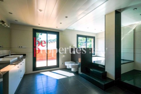 Купить дом в Сан-Кугат-дель-Вальес, Испания с 6 спален, 550м², № 2242 - фото 26