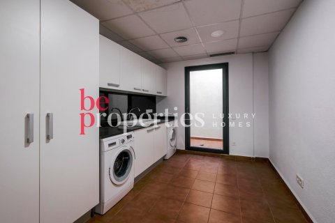 Купить дом в Сан-Кугат-дель-Вальес, Испания с 6 спален, 589м², № 2240 - фото 25