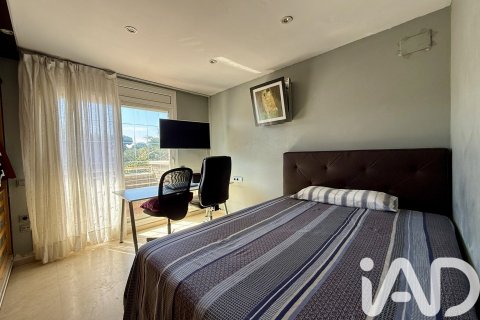 4 bedrooms house for sale in Sant Andreu de Llavaneres, Barcelona, Catalonia, Spain № 7464 - photo 10