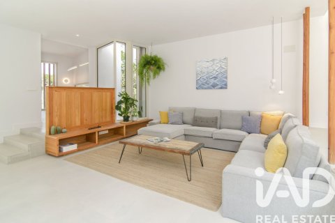 4 bedrooms house for sale in Sant Pere de Ribes, Barcelona, Catalonia, Spain № 7463 - photo 24