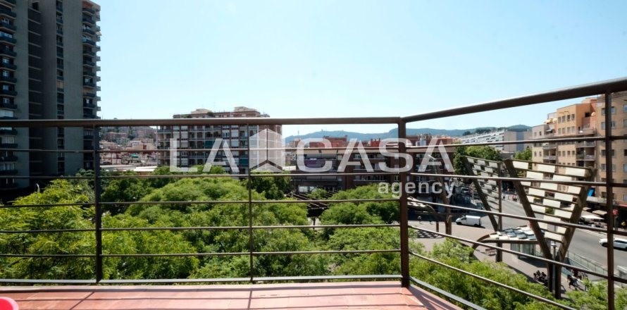 Квартира с 4 спальнями в Барселоне, Каталония, Испания № 2026