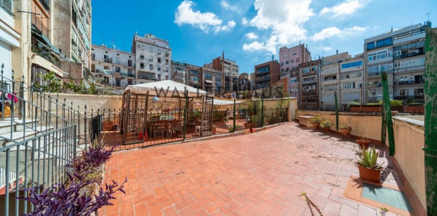 Квартира с 6 спальнями в Эшампле, Барселона, Каталония, Испания № 2209