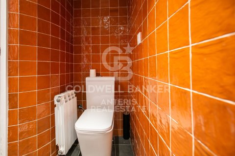 Купить квартиру в Барселона, Испания с 1 спальня, 84м², № 7833 - фото 2
