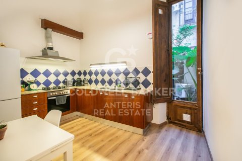 Купить квартиру в Барселона, Испания с 1 спальня, 84м², № 7833 - фото 19