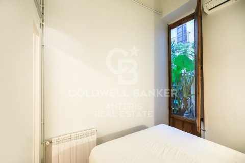 Купить квартиру в Барселона, Испания с 1 спальня, 84м², № 7833 - фото 11
