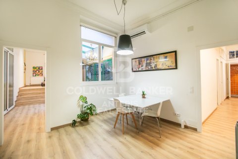 Купить квартиру в Барселона, Испания с 1 спальня, 84м², № 7833 - фото 15