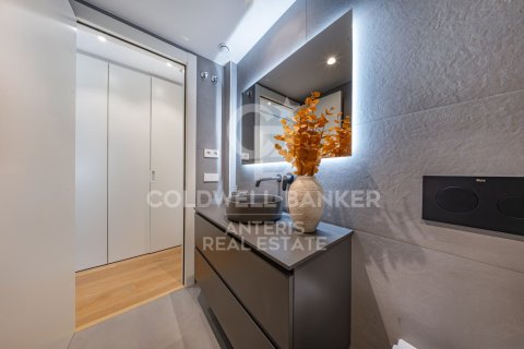 Купить квартиру в Барселона, Испания с 3 спальни, 106м², № 7837 - фото 16