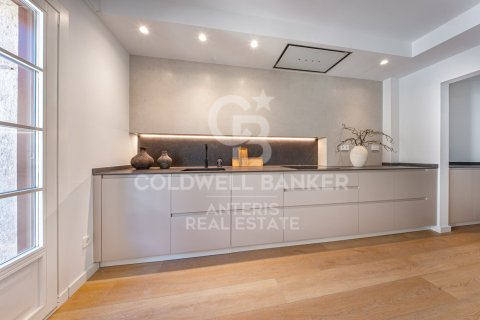 Купить квартиру в Барселона, Испания с 3 спальни, 106м², № 7837 - фото 24