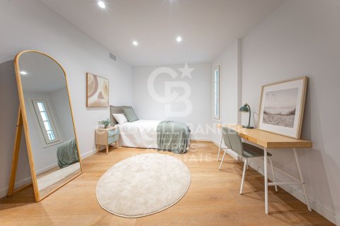 Купить квартиру в Барселона, Испания с 3 спальни, 106м², № 7837 - фото 13