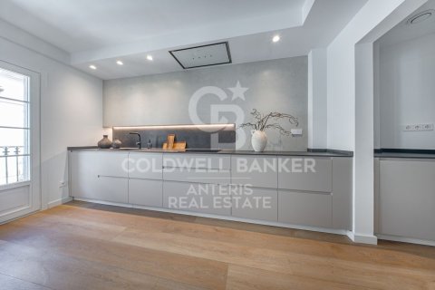 Купить квартиру в Барселона, Испания с 3 спальни, 106м², № 7837 - фото 23