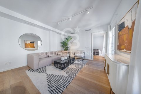 Купить квартиру в Барселона, Испания с 3 спальни, 106м², № 7837 - фото 30