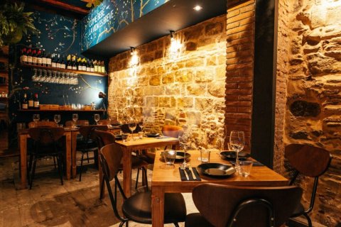 93 sq.m. cafe / restaurant for sale in Gracia, Barcelona, Catalonia, Spain № 5215