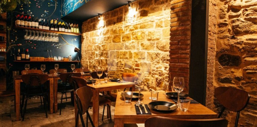 93 sq.m. cafe / restaurant for sale in Gracia, Barcelona, Catalonia, Spain № 5215