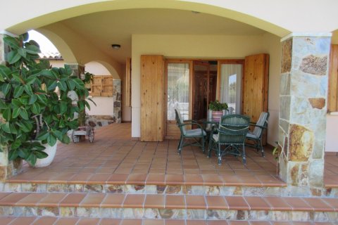 4 chambres house à vendre à Coma-Ruga, Tarragona, Catalonia, Spain № 3637 - photo 5